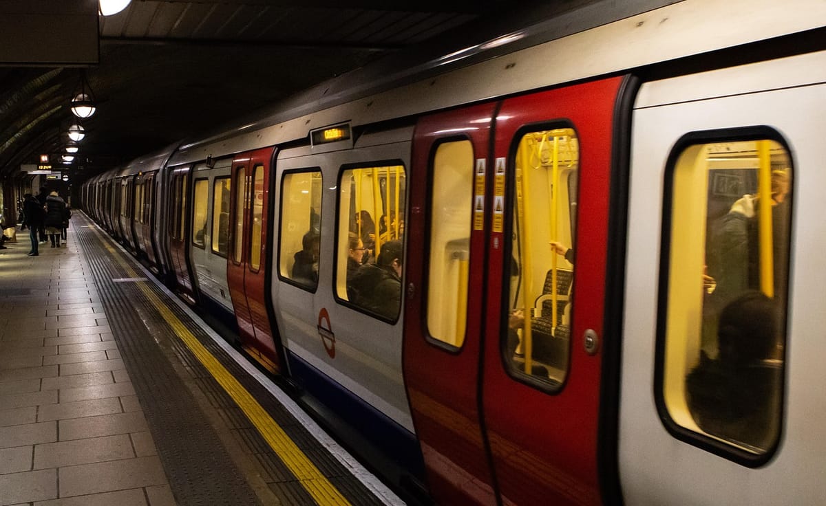 Tfl raise fares by 4.6% - but Fare Free London want them brought down to zero