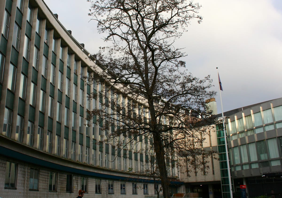 Goldsmiths plans new campus at Old Town Hall in Catford